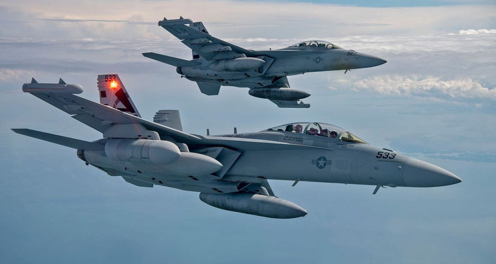Novo Jammer do EA-18G Otimiza Capacidades de Engenharia Naval