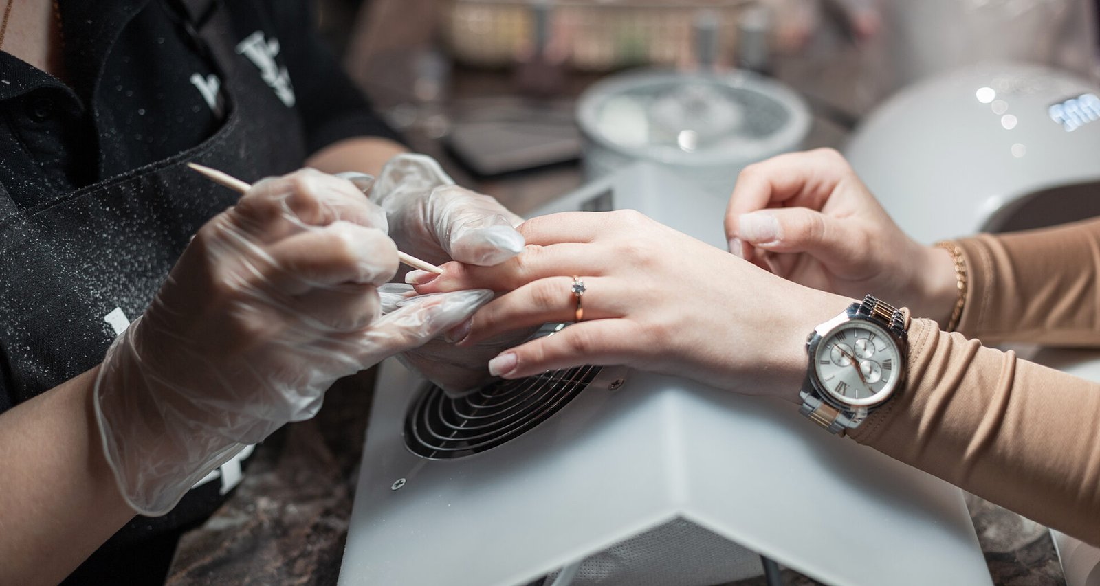 Melhoria de Engenharia: Modelagem 3D e IA em Design de Unhas