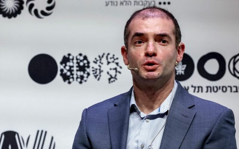 Melhore a Engenharia com Notícias Essenciais de IA Global