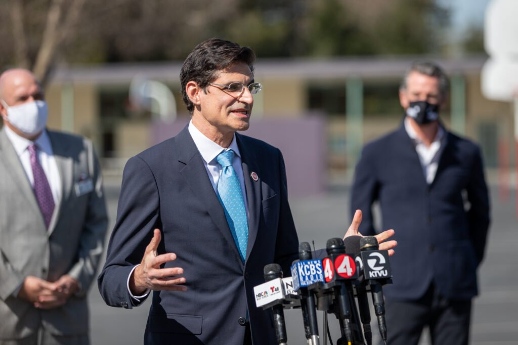 "ESG Tech: Regulação de IA Impulsiona Inovação Sustentável"