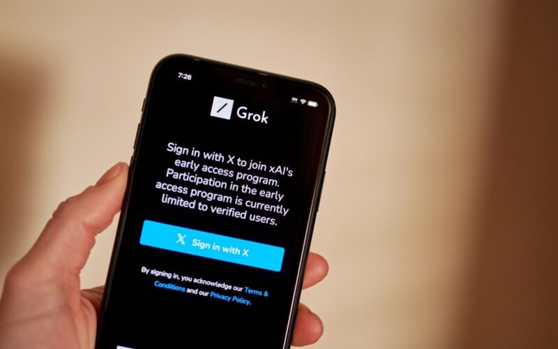 Novo App de Chatbot Grok Impacta Notícias de Engenharia