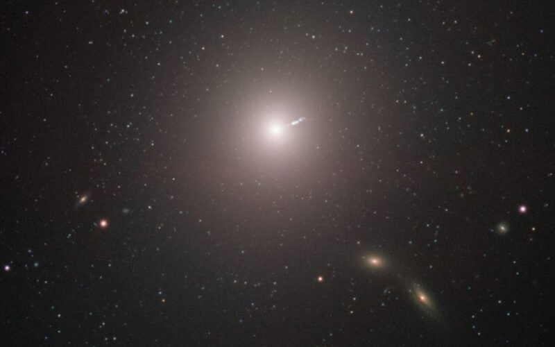 Novo: Engenharia Descobre Emissões Gamma de Buracos Negros