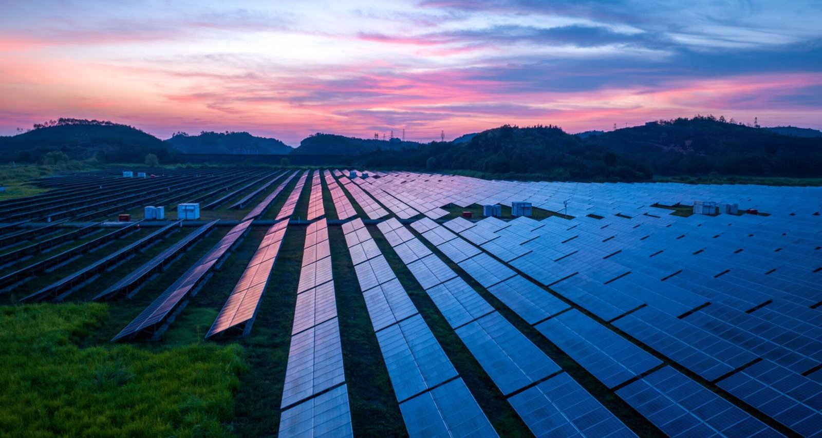 Novo projeto solar de 600 MW transforma engenharia no Arizona