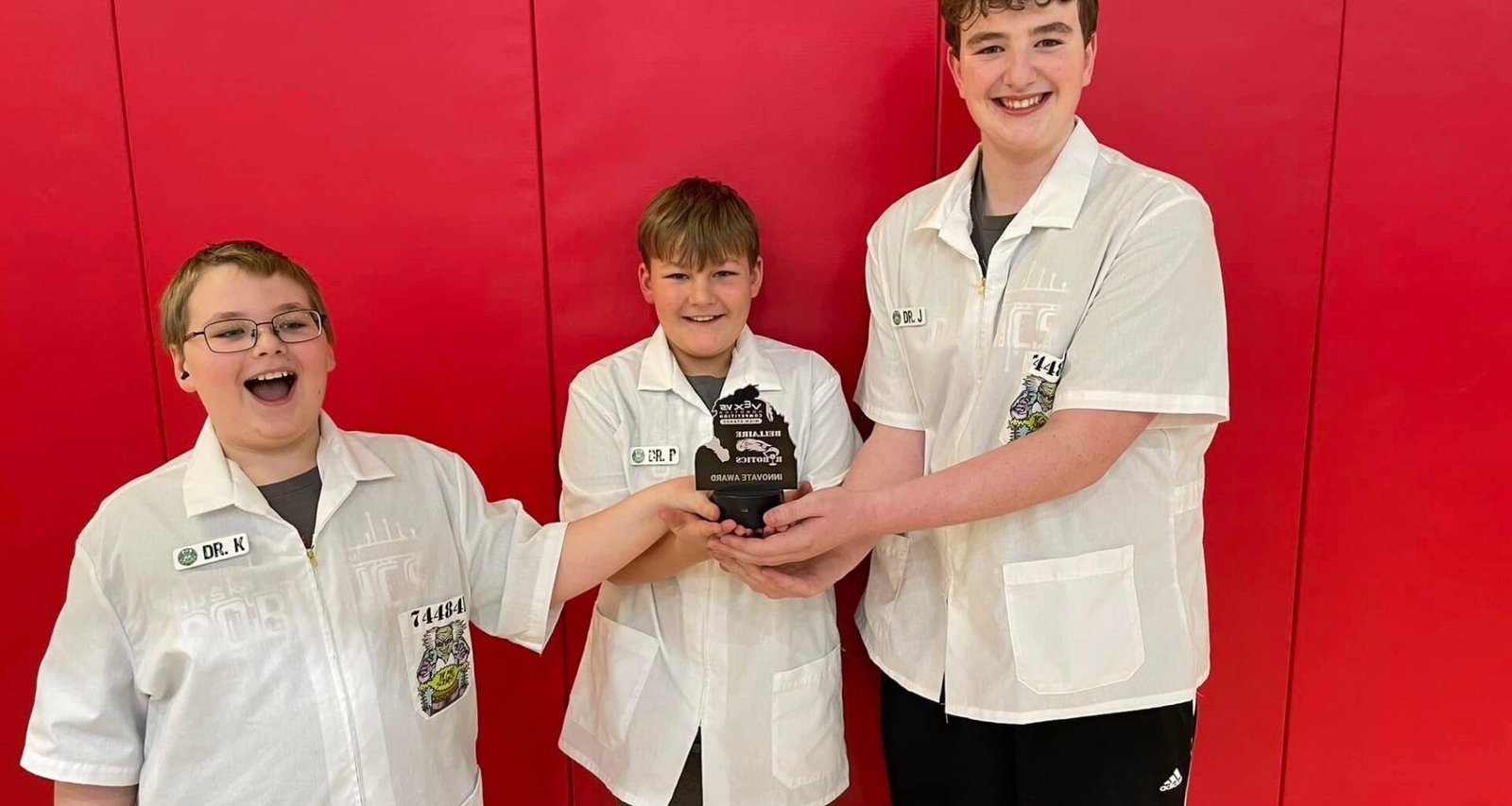 Melhor Engenharia: Equipe Benzie Central Ganha Prêmio Innovate