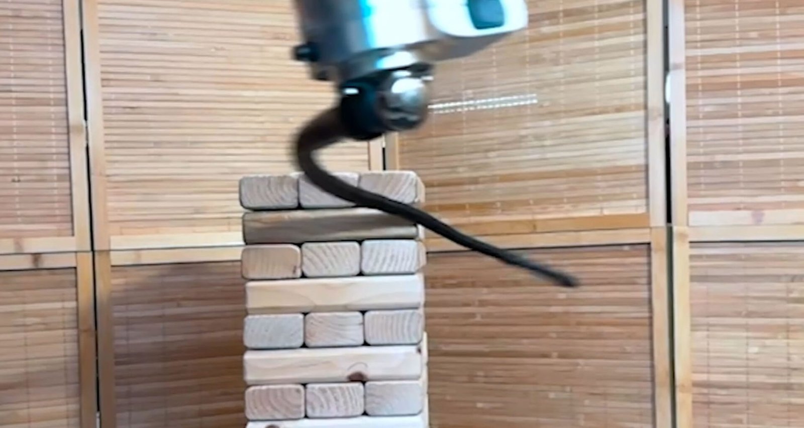 Novo Aprendizado Revoluciona Engenharia Robótica com IA