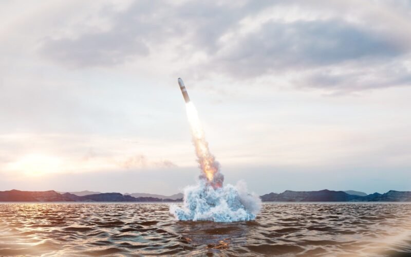 Novo Míssil em Submarino Aumenta Poder Militar Até 2084