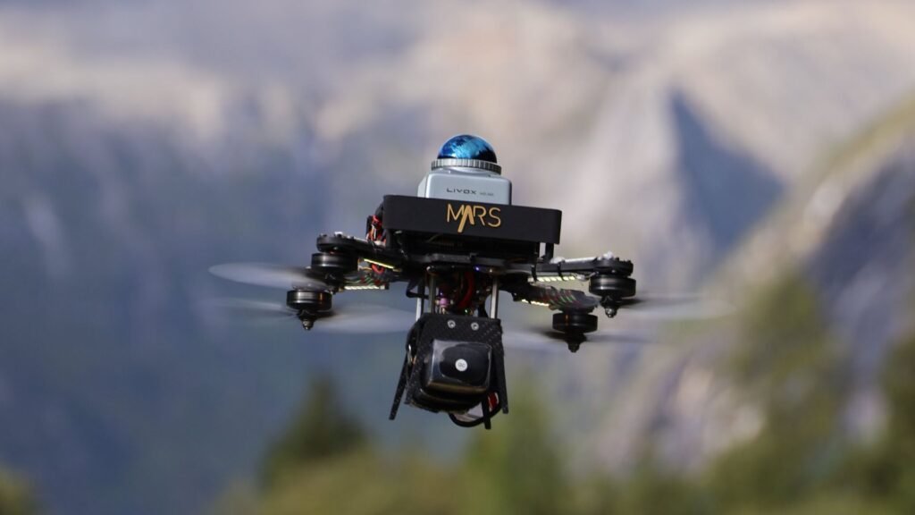 Novo Micro Drone de Alta Velocidade Revoluciona a Engenharia