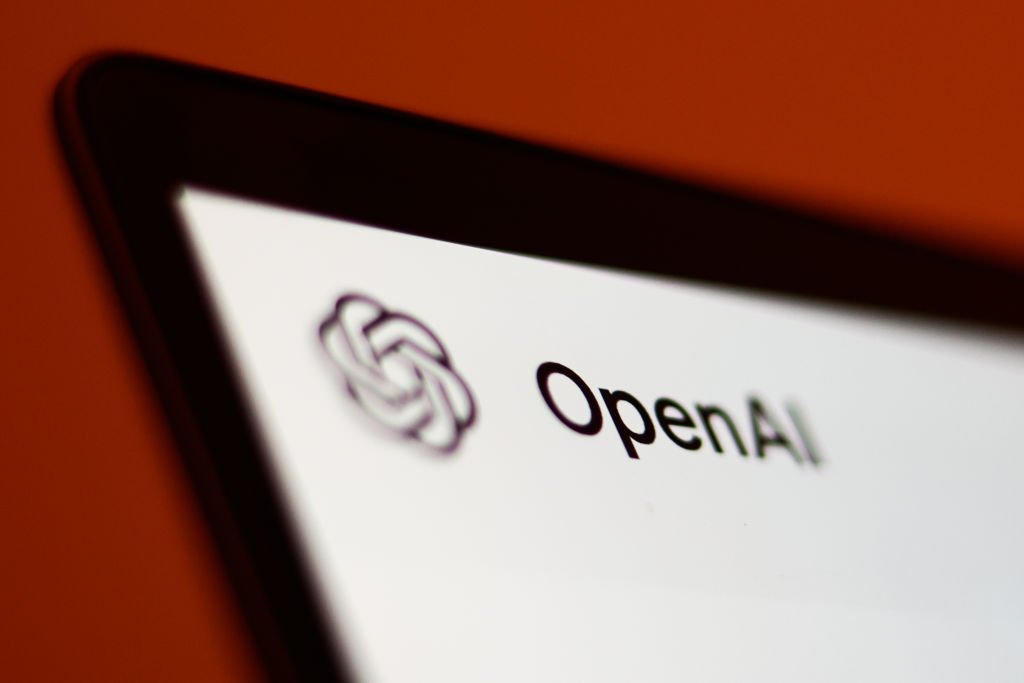 Novo: engenharia em foco com OpenAI e residência de dados na UE